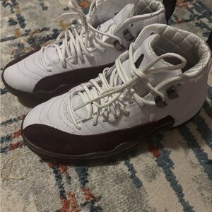 Women Burgundy Jordan 12